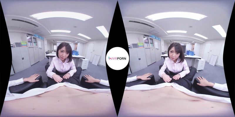 Airi Nakano Office Break Passion in VR - Image 3