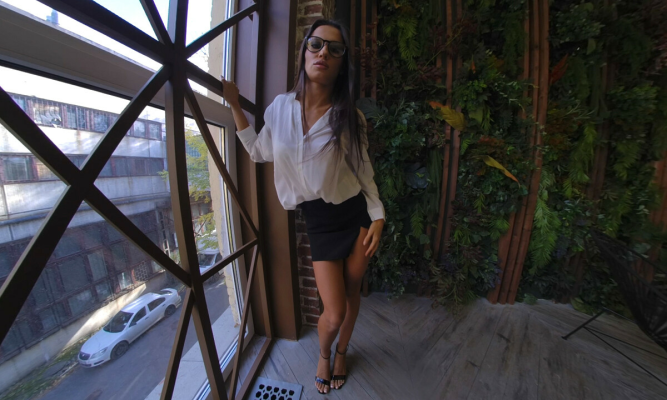 Best Legs in the Business - Image 2