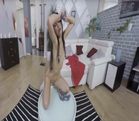 Amanda Estela in Steamy Wet Fetish VR - Image 4