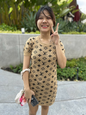 18Yo Student Mu Craves Intense VR Action - Image 5