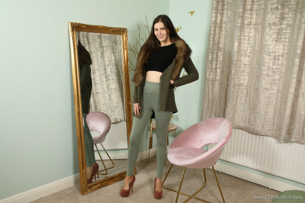 Ulysse Solo Tease in Stunning 4K VR - Image 7