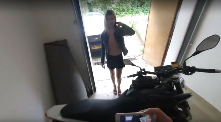 Gina Gerson's Steamy Garage Encounter VR - Image 1