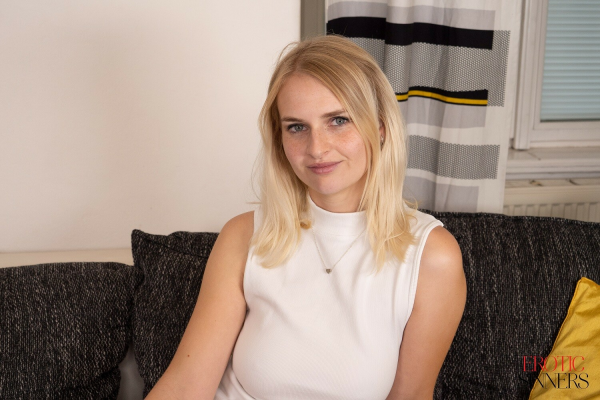 Cute Blonde Plays With Her Pussy and Toy - Image 9