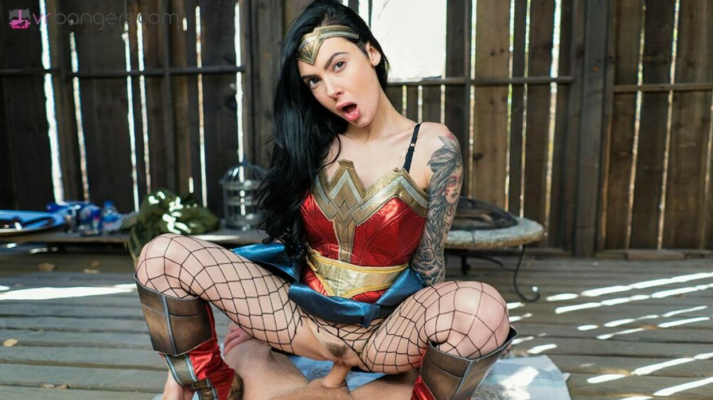 Marley Brinx in Wonder Woman VR Cosplay Action - Image 4