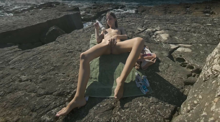 Hot Babe Rebeka Ruby Risky Public Masturbation On Vacation Finishing With Dildo Rfo - Image 3