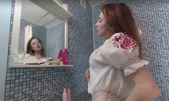 Lida's Steamy Bathroom Solo Show in 6K VR - Image 1