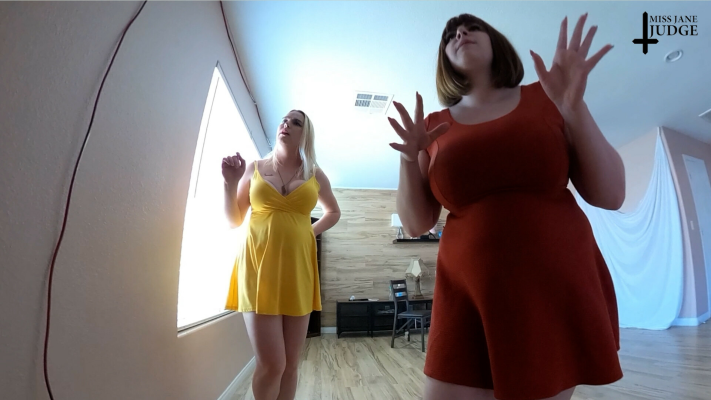Giantess Fantasy: Cozy Gams Devours Tinies - Image 7