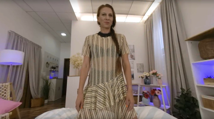 Janet Alfano Sizzling Solo in Stunning 4K - Image 1