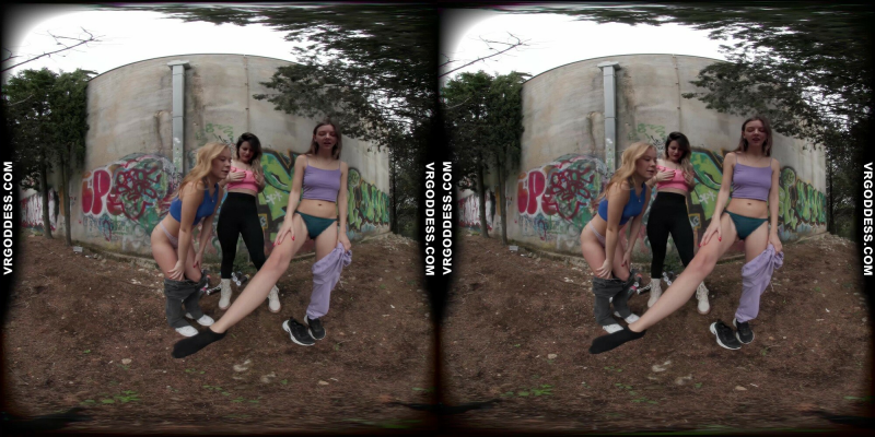 Kristina Emmux & Rebeka Ruby Artistic VR Passion - Image 2